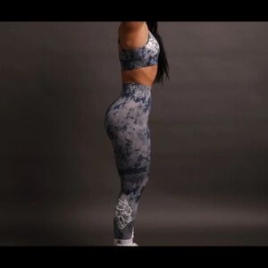 Darc Sport Scrunch Leggings